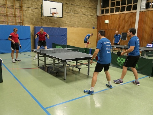 https://www.tischtennis-vfl-waiblingen.de/content/igal/p1030301_k-A62HON-L-510.jpg